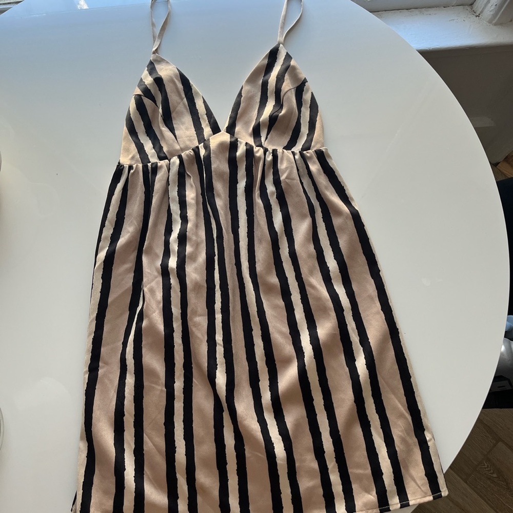 ANTHROPOLOGIE BABYDOLL DRESS